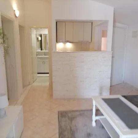 Libertas * רוגוזניצה