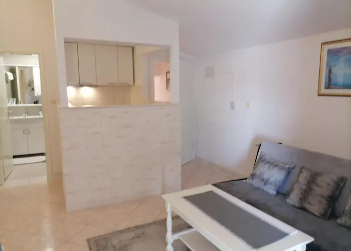 Libertas Appartement *